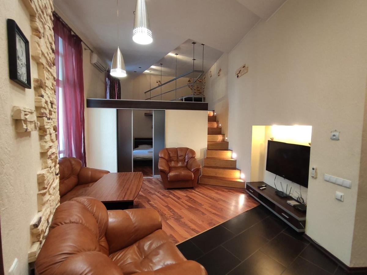 Comfortable Apartment On Mikhaylovskiy Lane Kijów Zewnętrze zdjęcie