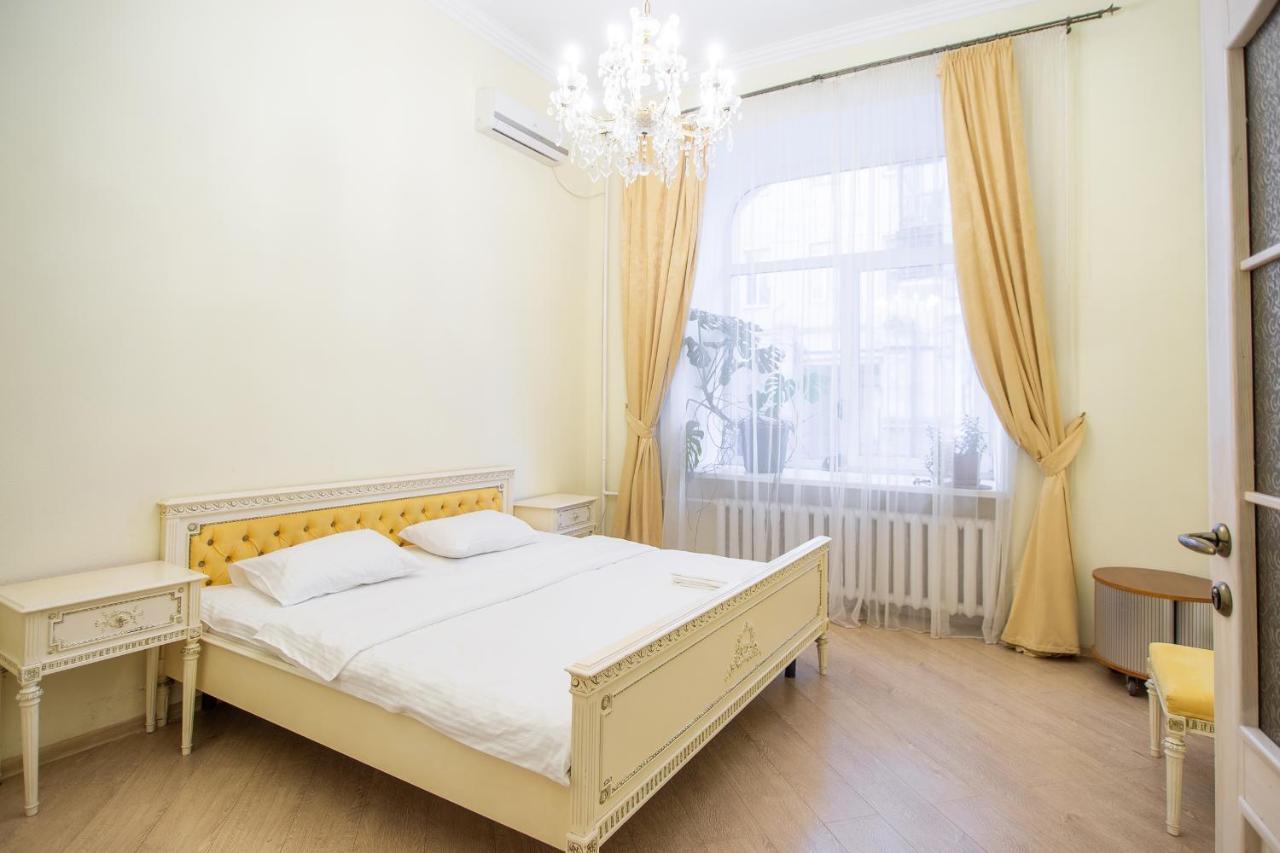 Comfortable Apartment On Mikhaylovskiy Lane Kijów Zewnętrze zdjęcie