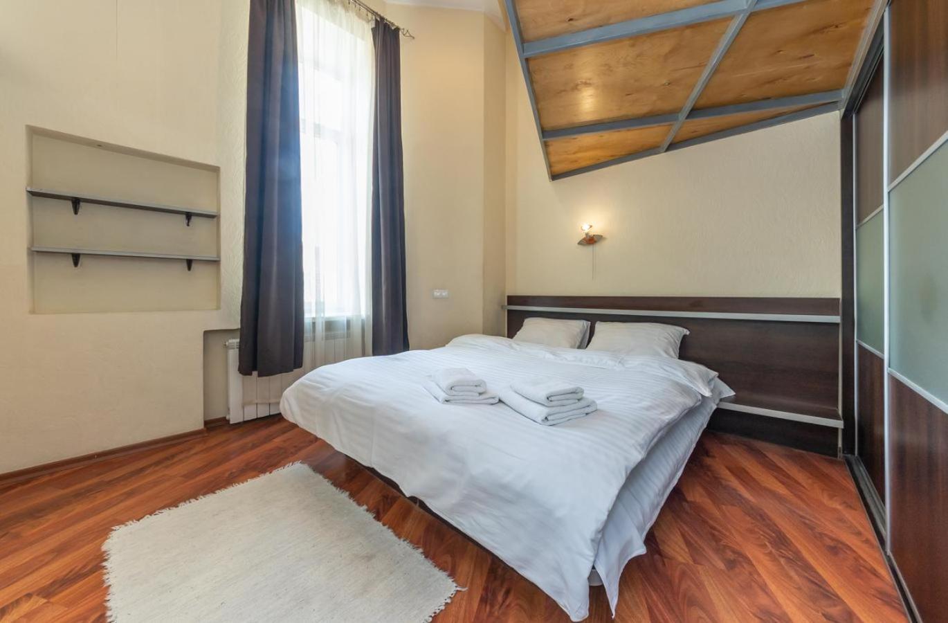 Comfortable Apartment On Mikhaylovskiy Lane Kijów Zewnętrze zdjęcie