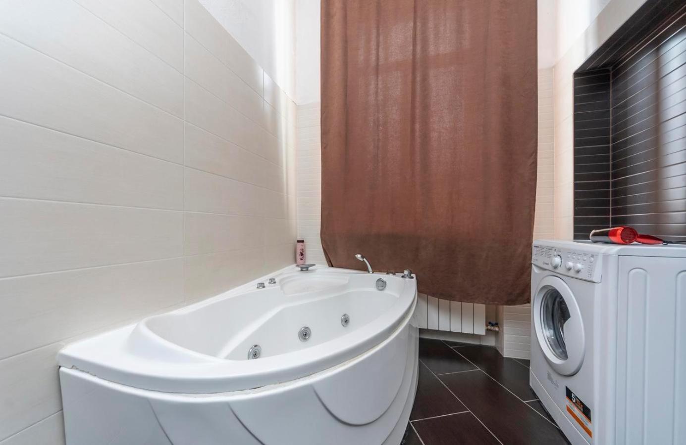 Comfortable Apartment On Mikhaylovskiy Lane Kijów Zewnętrze zdjęcie