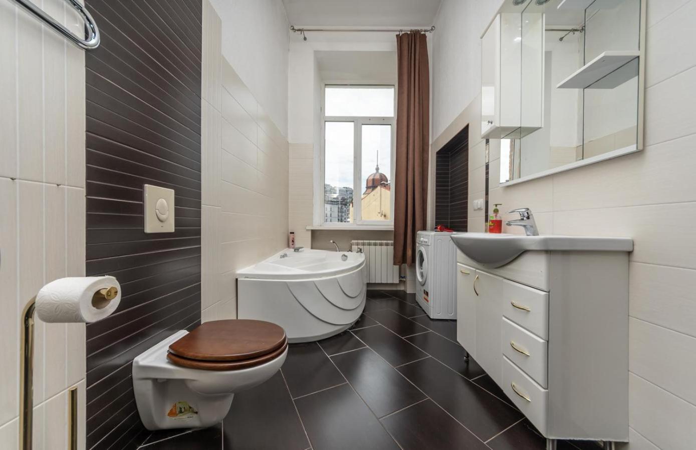 Comfortable Apartment On Mikhaylovskiy Lane Kijów Zewnętrze zdjęcie