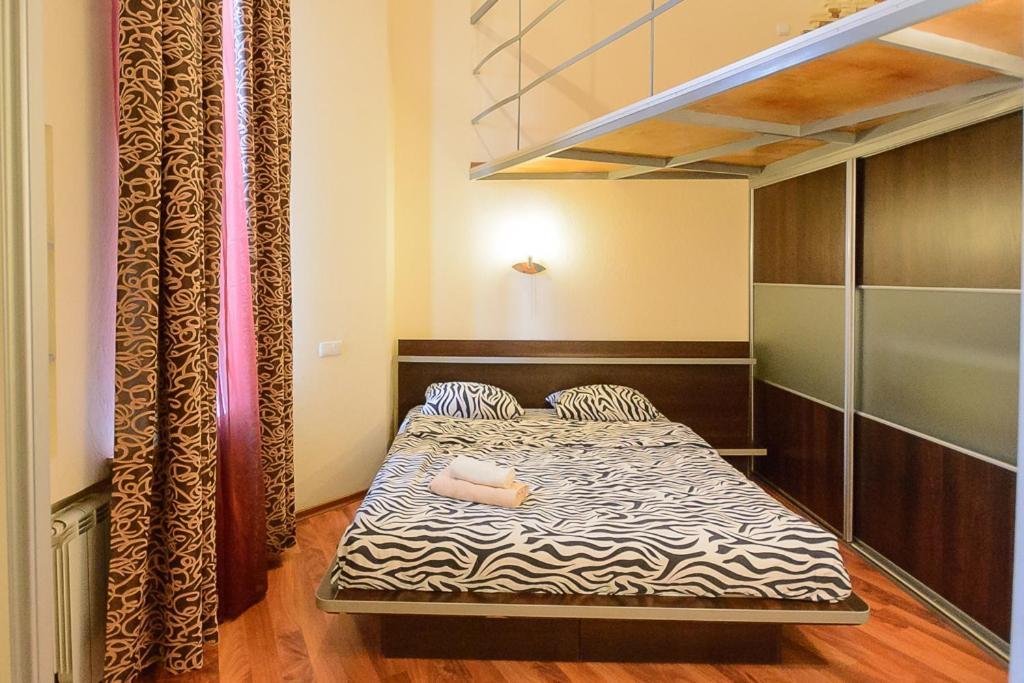 Comfortable Apartment On Mikhaylovskiy Lane Kijów Zewnętrze zdjęcie